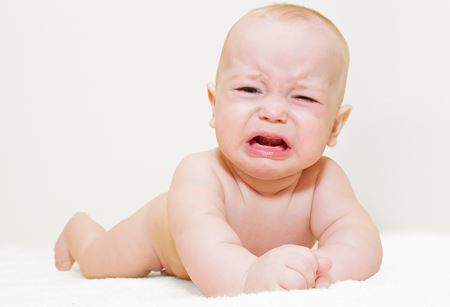 Baby gråter før sengetid