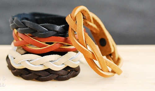 Lære å veve armbånd fra lær