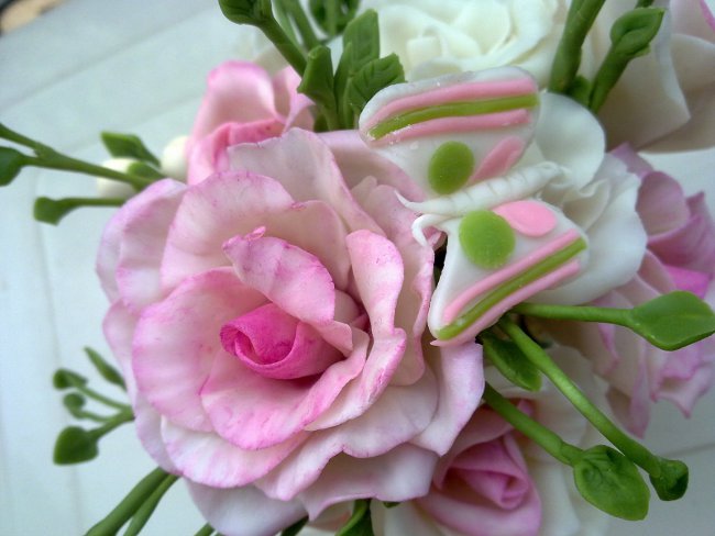 Blomster fra kaldt porselen