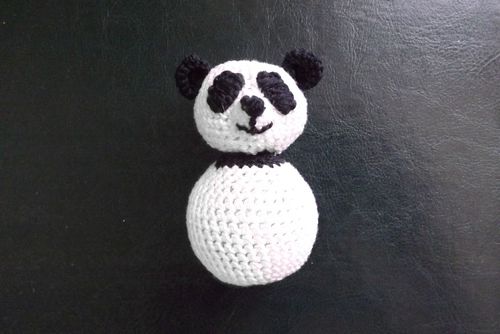 Strikket Panda Toy med dine egne hender