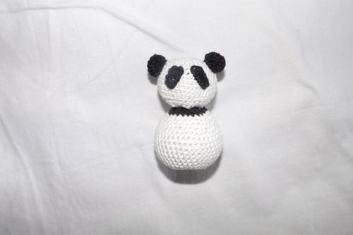 Strikket Panda Toy med dine egne hender