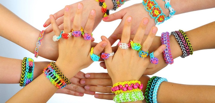 Vakre og originale armbånd laget av gummibånd, video og foto leksjoner