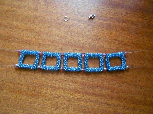 Hvordan lage en perle armbånd for nybegynnere