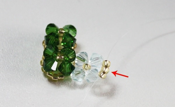 Hvordan lage en perle armbånd for nybegynnere