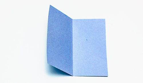 Hvordan lage en origami blomst med egne hender