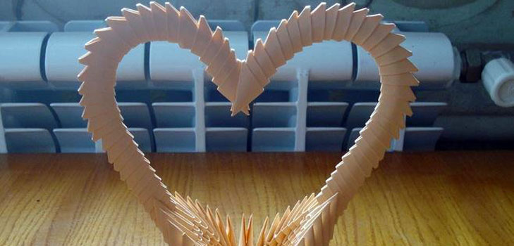 Hvordan lage origami fra papirhjertet, video
