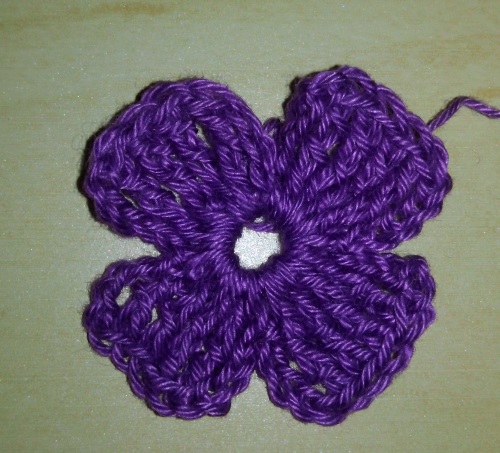 Blomster heklet for nybegynnere