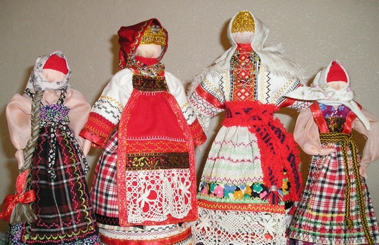 Vi lager Maslenitsa dukken med egne hender.