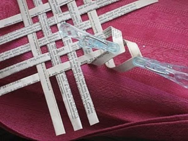 Vakre snøfinger for nyttår 2017 med egne hender av papir - diagrammer og bilder i faser. Master klasser for barn på store snøflak i origami teknikk