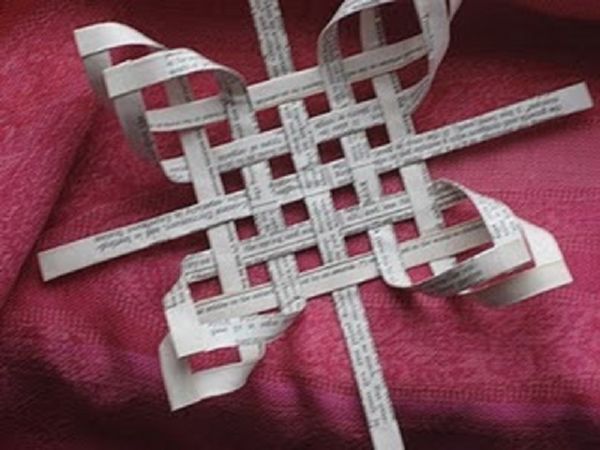 Vakre snøfinger for nyttår 2017 med egne hender av papir - diagrammer og bilder i faser. Master klasser for barn på store snøflak i origami teknikk