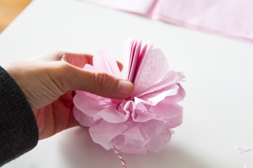 Hvordan lage pom-poms fra papir