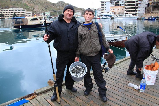 Fisk stor og liten: de beste stedene for fiske på Krim