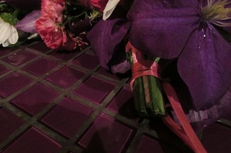 Krans av blomster til bryllupet med egne hender