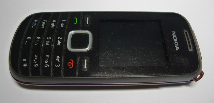 Slik fjerner du riper fra telefonen