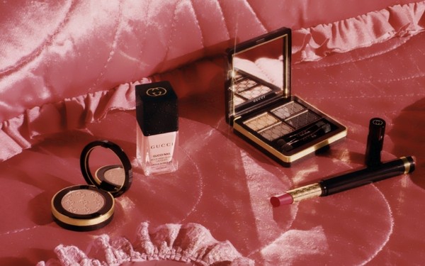 Denne mystiske rosa: en samling av sminke Gucci Beauty F / W 2016