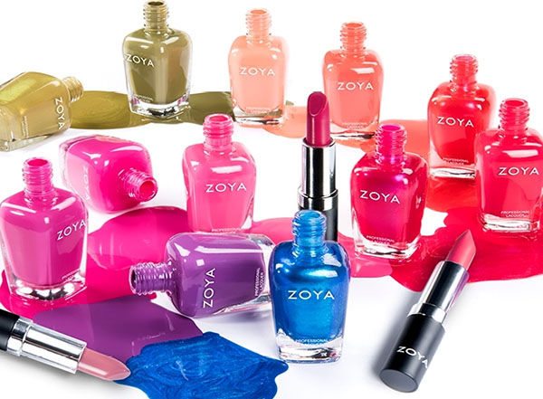 farge extravaganza: sommerkolleksjon Zoya og Mavala spiker