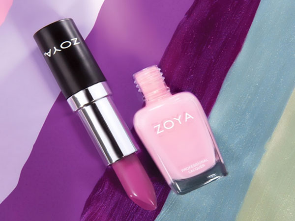 Perfekt pastellmanikyr med lakk Zoya Charming 2017