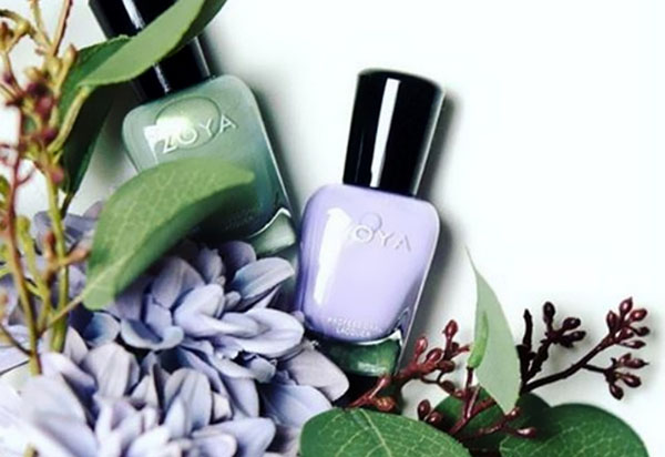 Perfekt pastellmanikyr med lakk Zoya Charming 2017