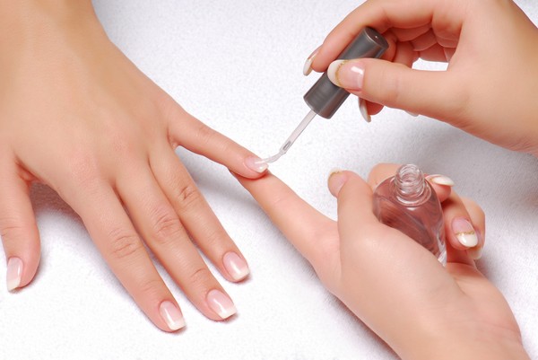 Hva manikyr å lage i skolen 1. september, et bilde. Manicure ideer for kunnskapsdag for elever av 9. og 11. klasse