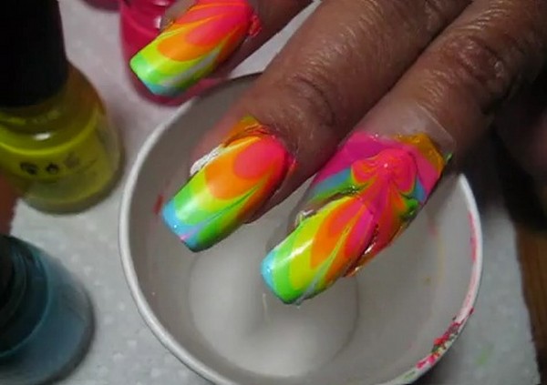 Hva manikyr å lage i skolen 1. september, et bilde. Manicure ideer for kunnskapsdag for elever av 9. og 11. klasse