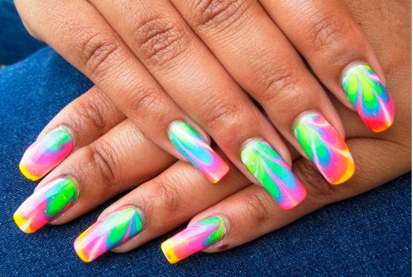 Hva manikyr å lage i skolen 1. september, et bilde. Manicure ideer for kunnskapsdag for elever av 9. og 11. klasse
