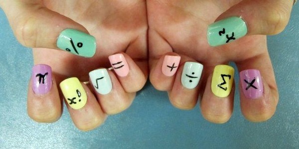 Hva manikyr å lage i skolen 1. september, et bilde. Manicure ideer for kunnskapsdag for elever av 9. og 11. klasse