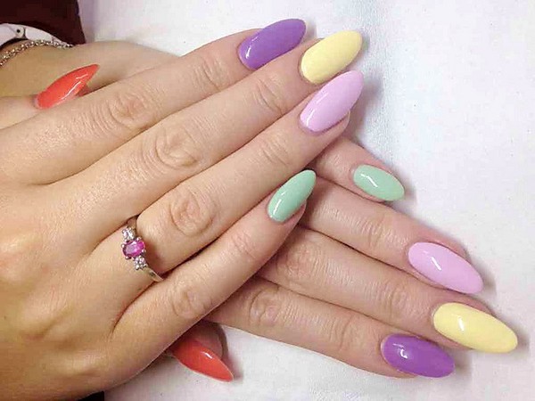 Hva manikyr å lage i skolen 1. september, et bilde. Manicure ideer for kunnskapsdag for elever av 9. og 11. klasse
