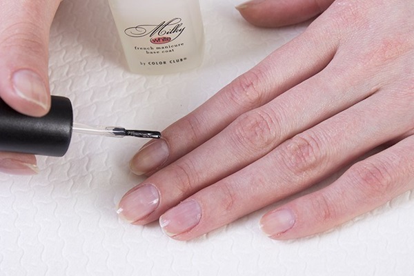 Marmor manikyr med gel-lakk