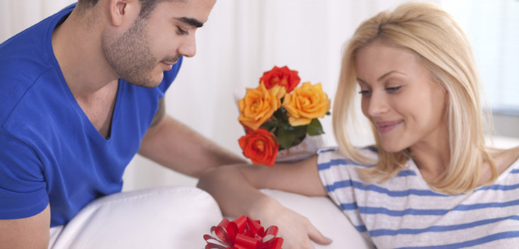 Hvordan lære mannen sin å gi gaver: 6 tips til en psykolog