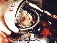 Yuri Gagarin - den første personen å fly inn i rommet Yuri Gagarin - den første personen å fly inn i rommet