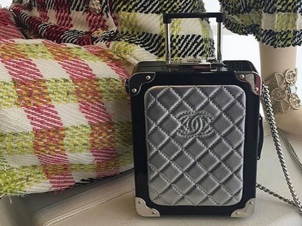Veien ringer: Clutch-kofferten Trolley Minaudiere fra Chanel
