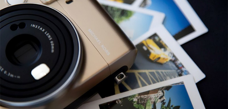 Mote Kamera: Michael Kors X Fijifilm Instax Mini 70
