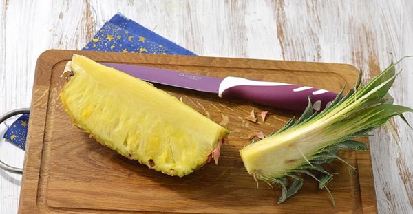 Hvordan kutte ananas riktig og vakkert