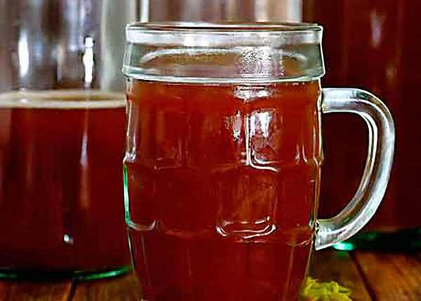 Slik bedra du selgerne av kvass: Velg en nyttig sommerdrink