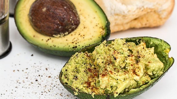 Slik spiser du avocado riktig