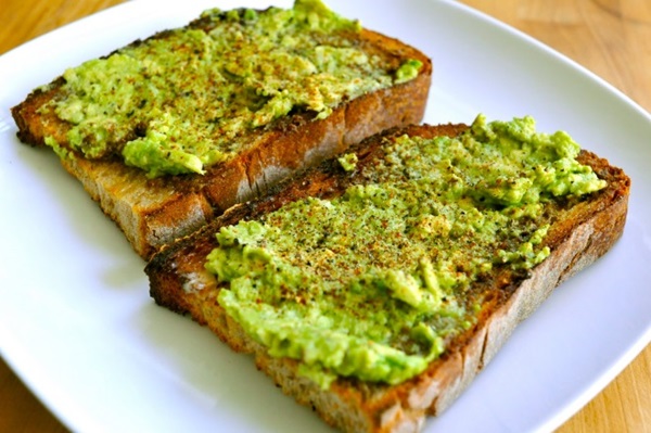 Slik spiser du avocado riktig