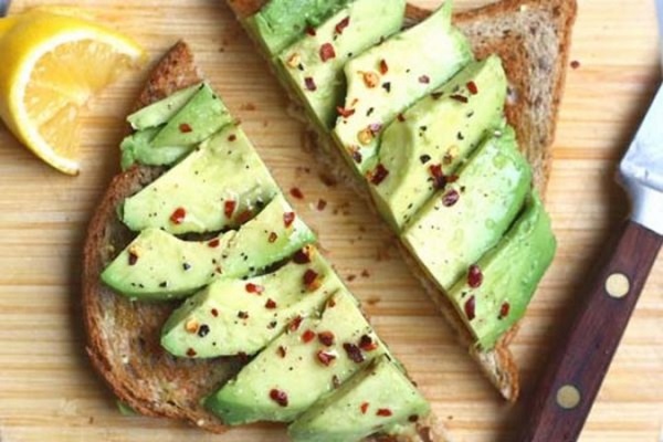 Slik spiser du avocado riktig