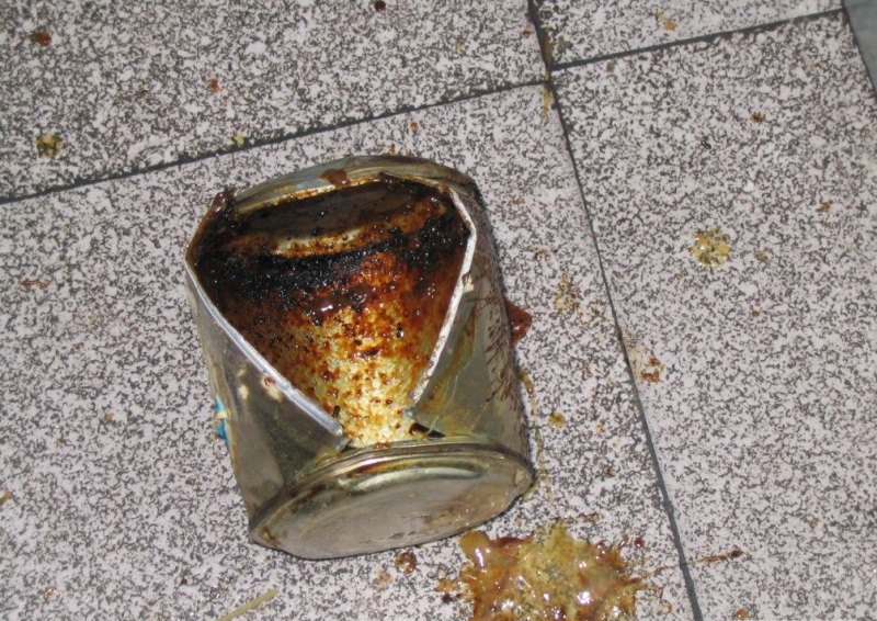 Hvordan lage kondensert melk i en boks?
