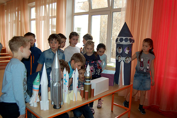 Klassetid for Cosmonautics Day