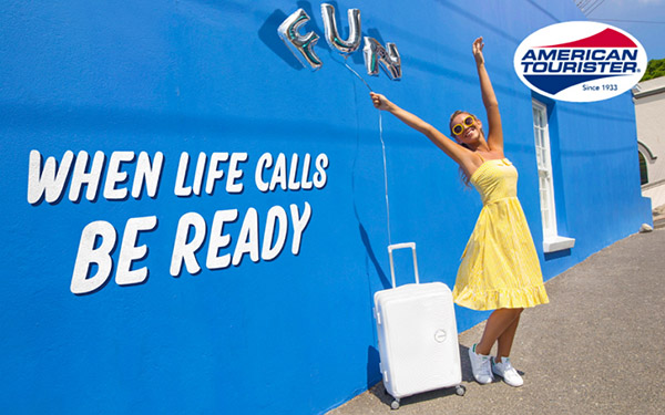 Sommer på veien: lyse kofferter American Tourister Soundbox