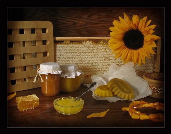 Honey Spas 2016 - historie, tradisjoner, tegn, konspirasjoner, ritualer, bønner, gratulerer med en ferie i vers, sms-gratulerer, bilder