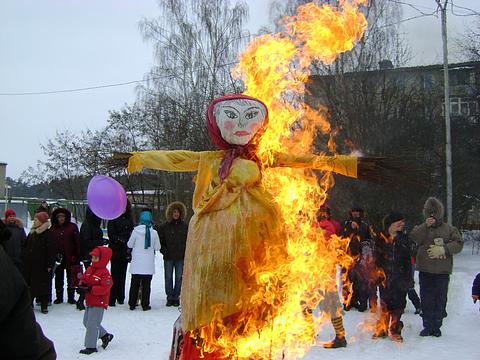 Sanger på pannekake-dagen: tekster av russiske folkesolissanger