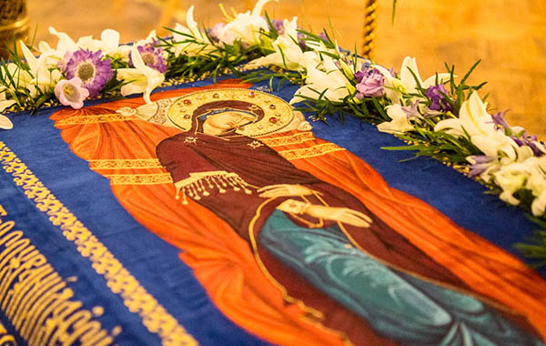 Antagelse om den velsignede jomfru Maria 2017: tegn og gratulerer