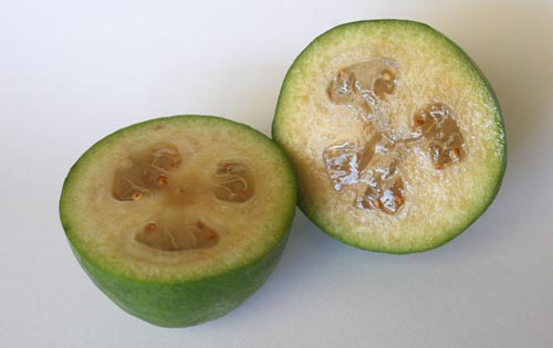 Feijoa med honning, en oppskrift med et bilde