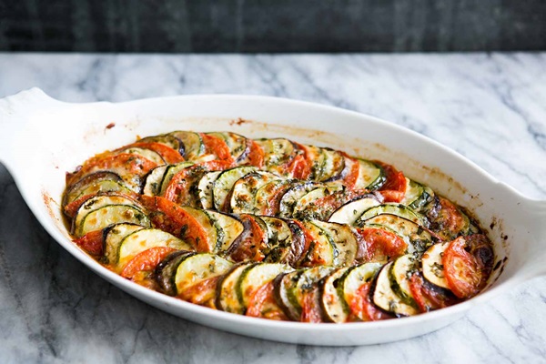 Velsmakende courgette i ovnen - oppskrifter