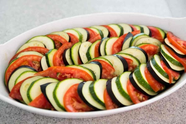Velsmakende courgette i ovnen - oppskrifter