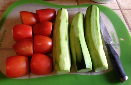 Slik smaker du smuk gurk og tomater
