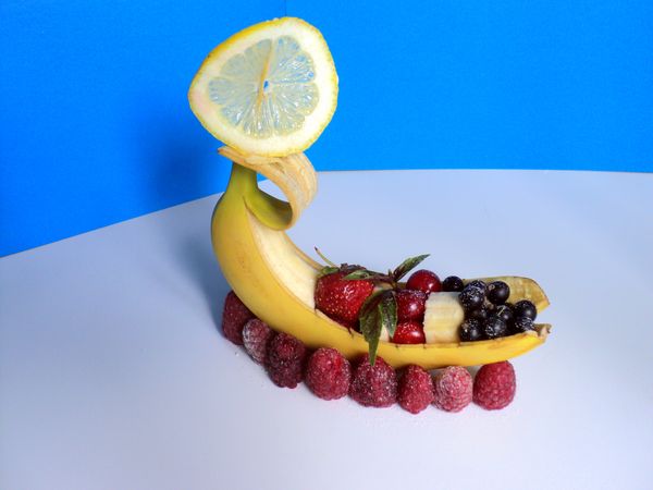 Vakker servering og servering av frukt