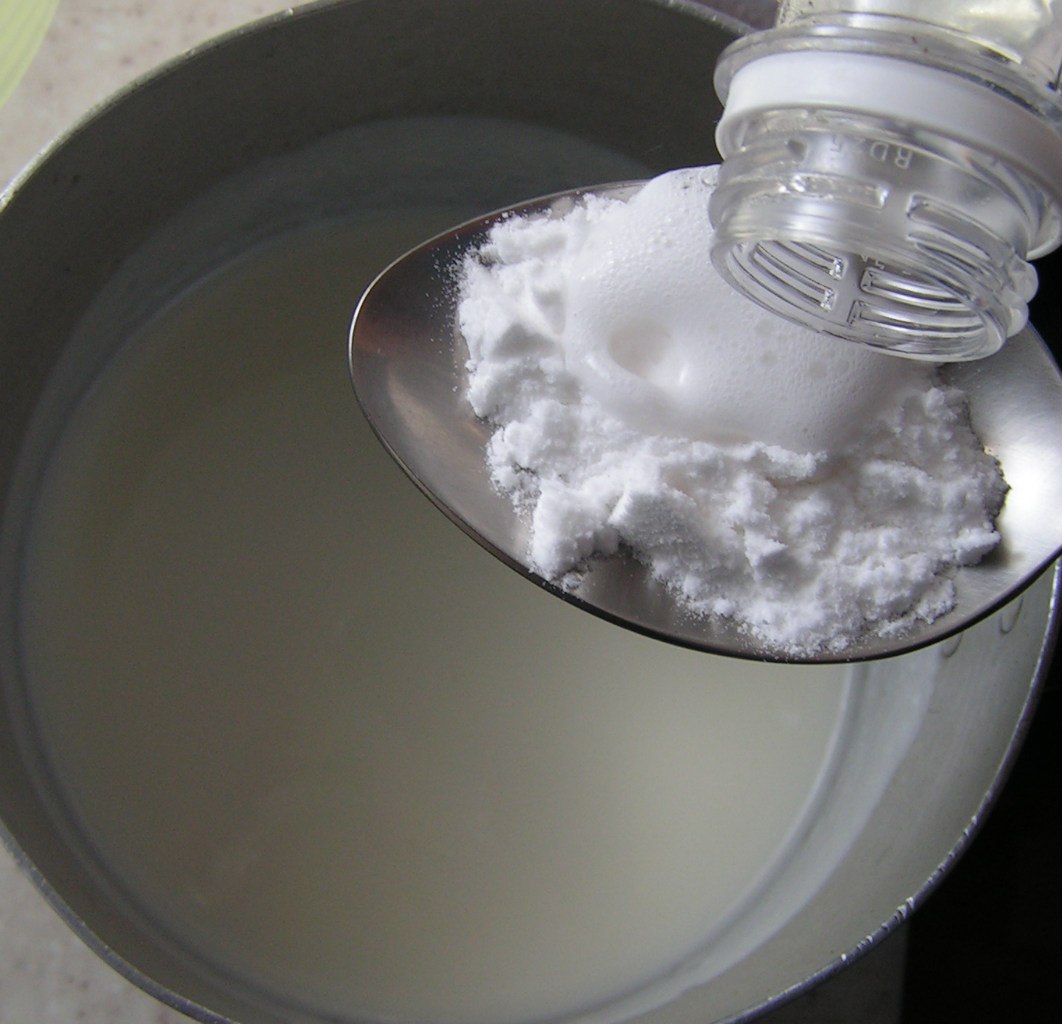 Hvordan lage pannekaker på yoghurt - de beste oppskriftene med et bilde
