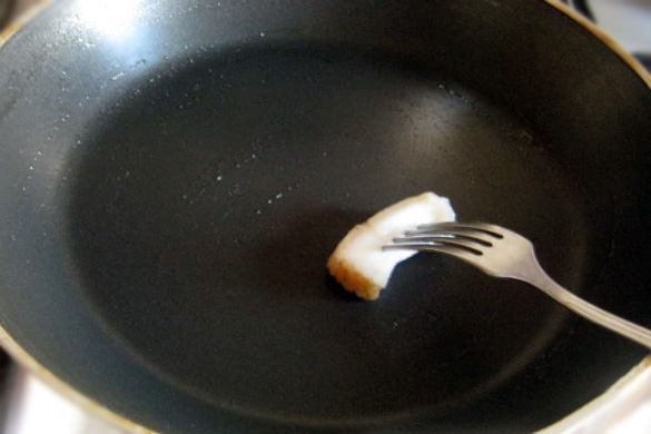 Hvordan lage pannekaker på yoghurt - de beste oppskriftene med et bilde